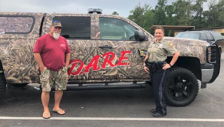 D.A.R.E. Truck wins first place at Conference 4.jpg